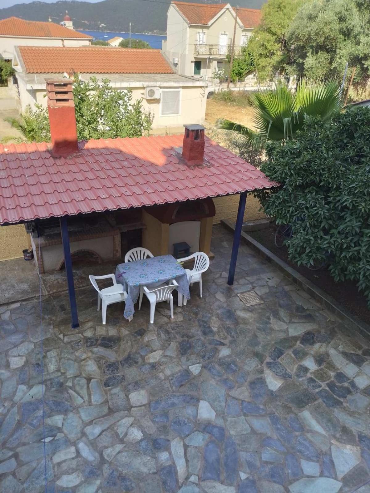 Kali'S Casa Apartment Karavomylos Exterior photo